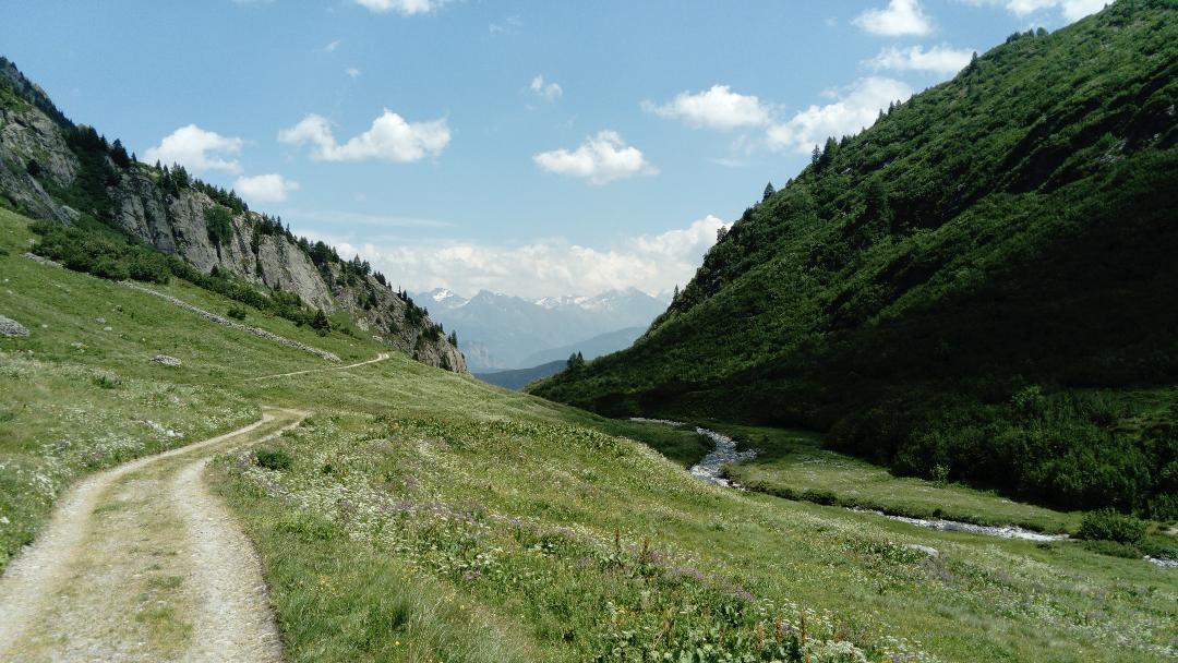 Lieu Secret Dans Les Alpes Suisses Villa Le Tretien Exterior foto